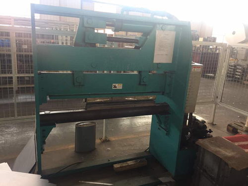 山東泰森壓合機(jī) 專業(yè)制造異形特種設(shè)備，質(zhì)量可靠?jī)r(jià)格合理